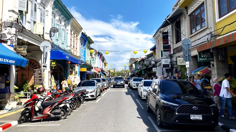 ถนนถลาง ย่านเมืองเก่าภูเก็ต