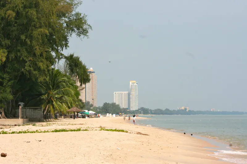 หาดชะอำ