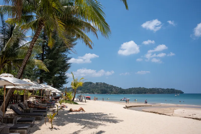 หาดบางเทา